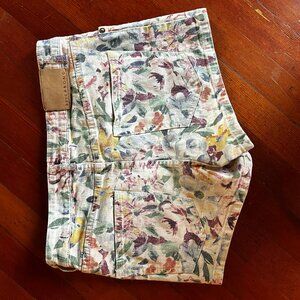 Billabong Flower Pattern Jean Short - S